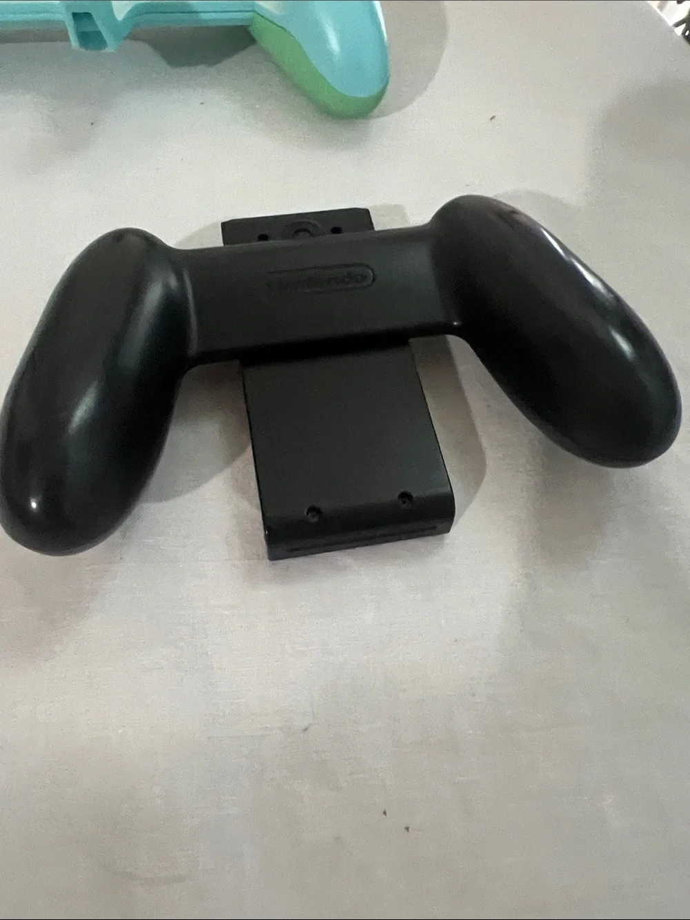 Universal Mobile Game Controller Grip - Black and Aqua Bundle